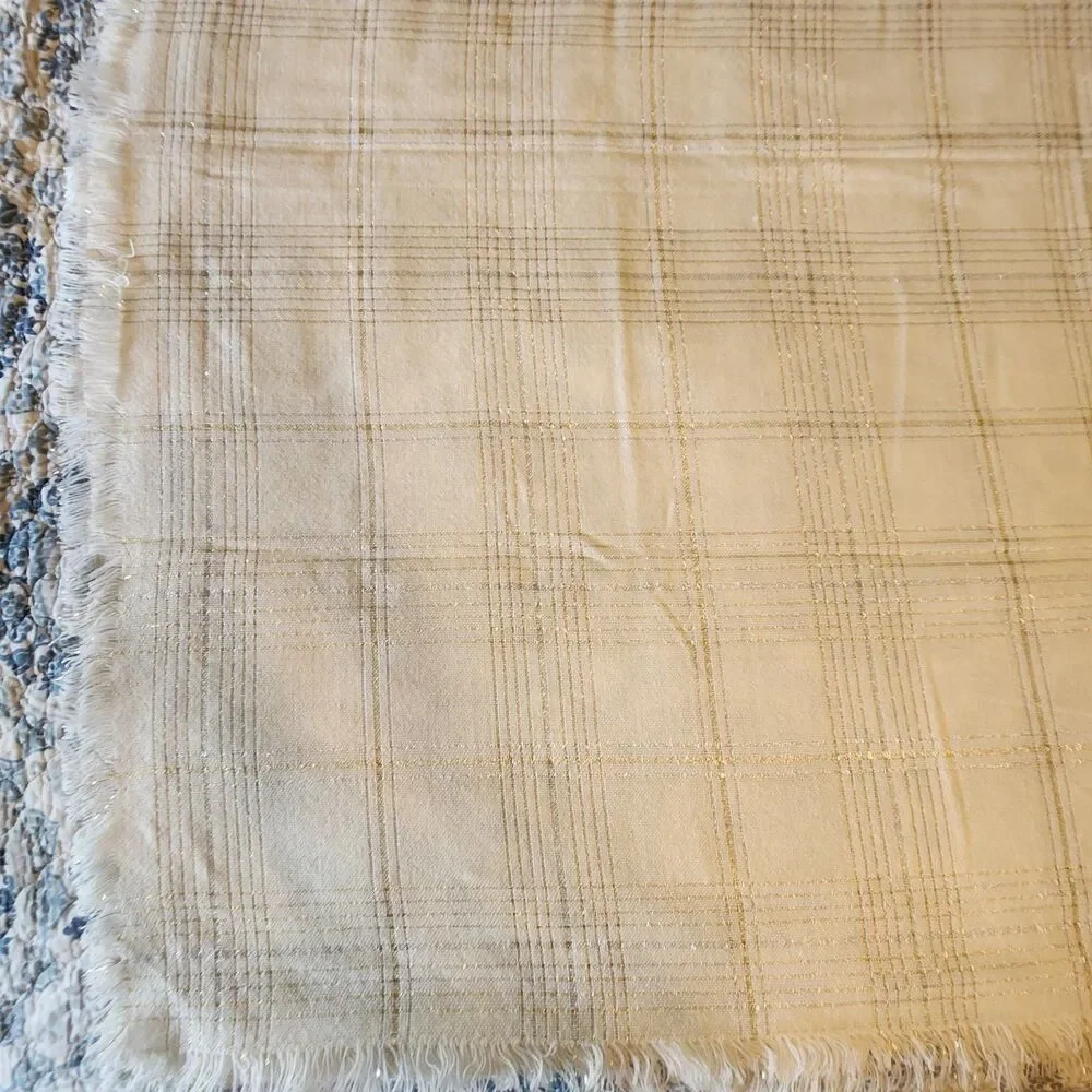 Tablecloth Cream w/ Gold Silver Metallic Thread Plaid Loose Weave 98x60 Holiday